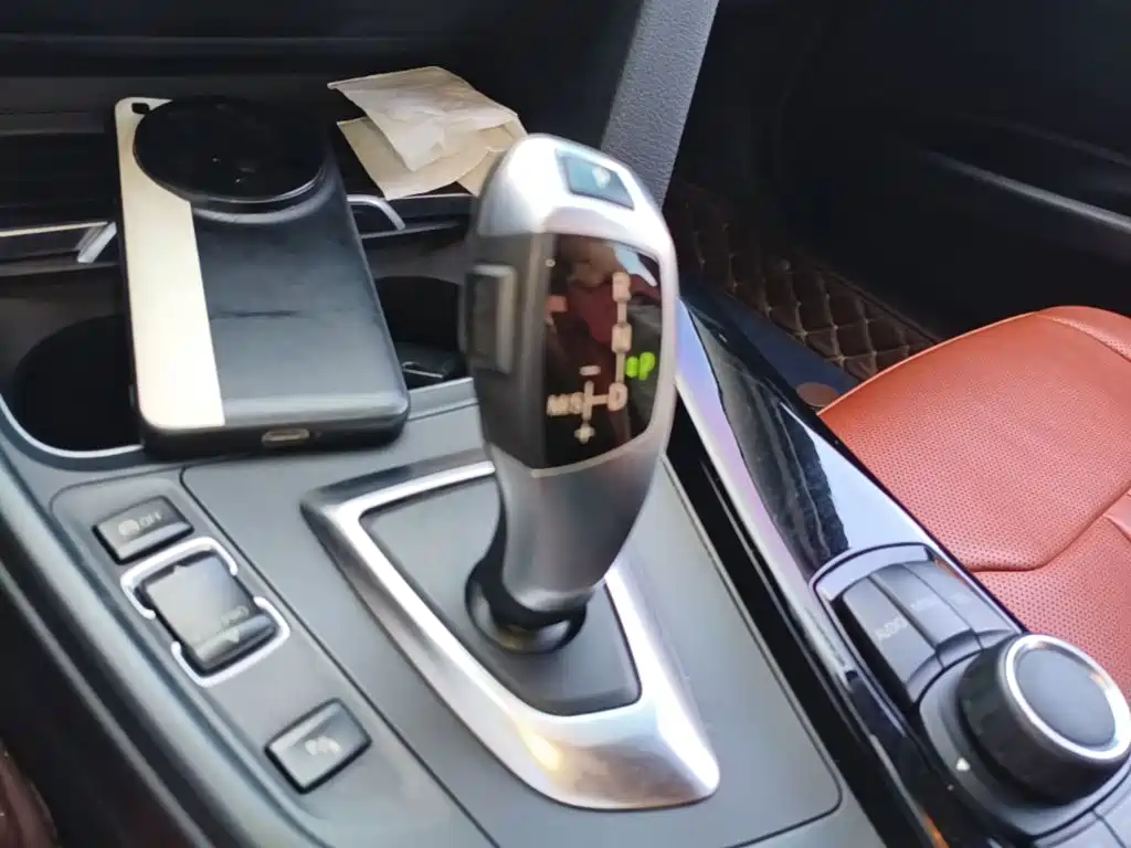 BMW 3 Series — миниатюра 19