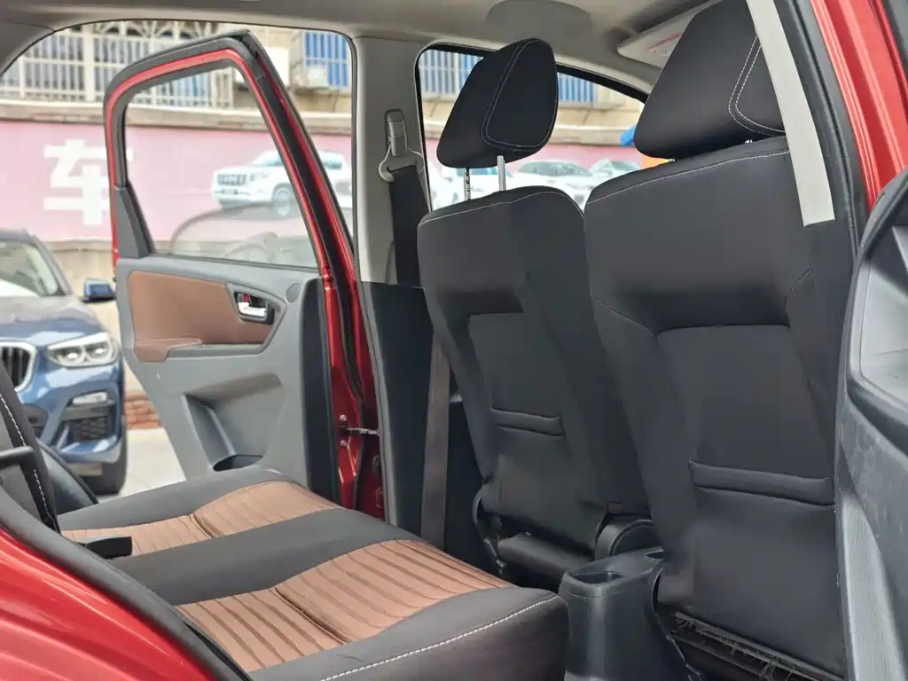 Suzuki SX4 — миниатюра 13