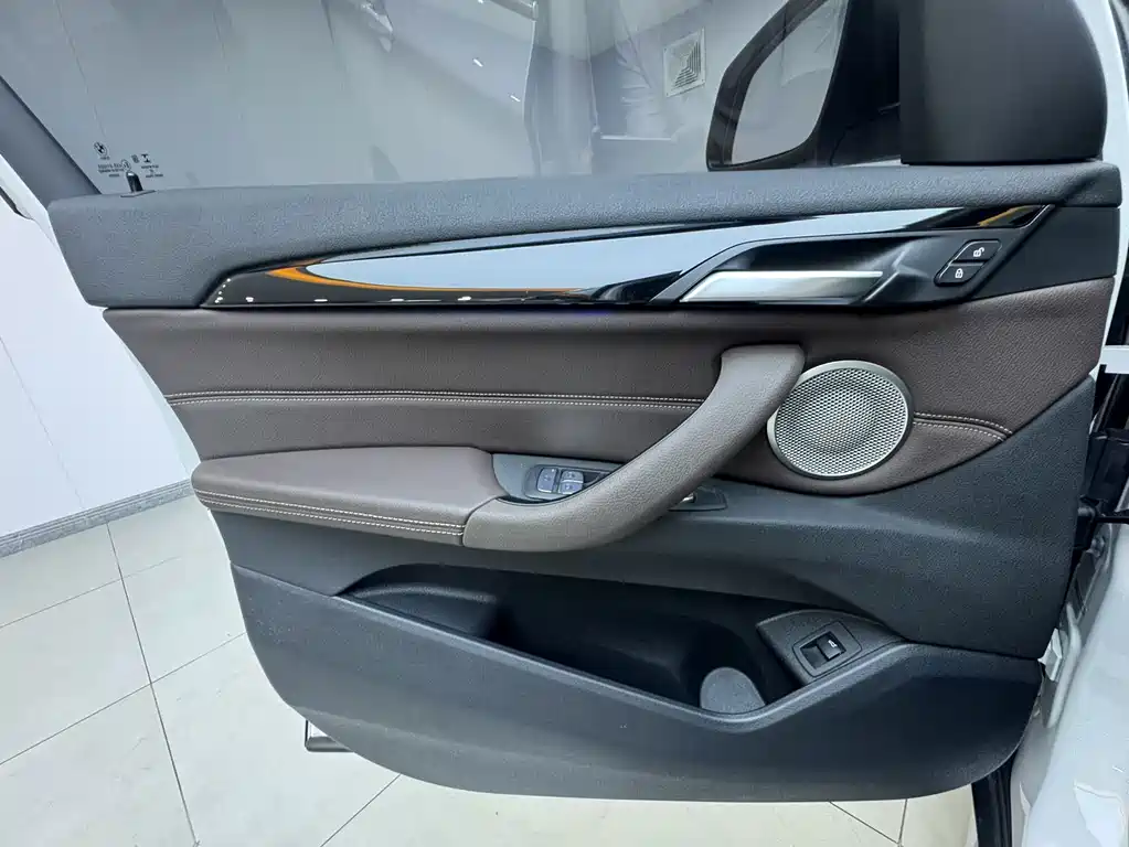 BMW X1 — миниатюра 16