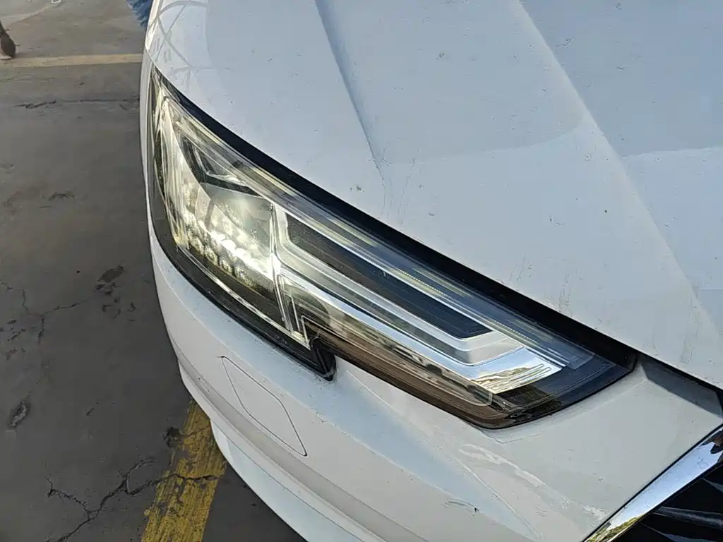 Audi A4L — миниатюра 11