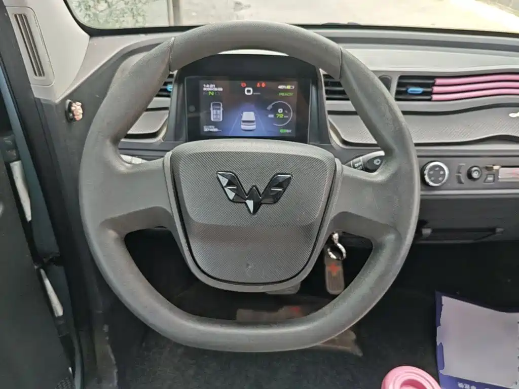 Wuling MINIEV — миниатюра 11