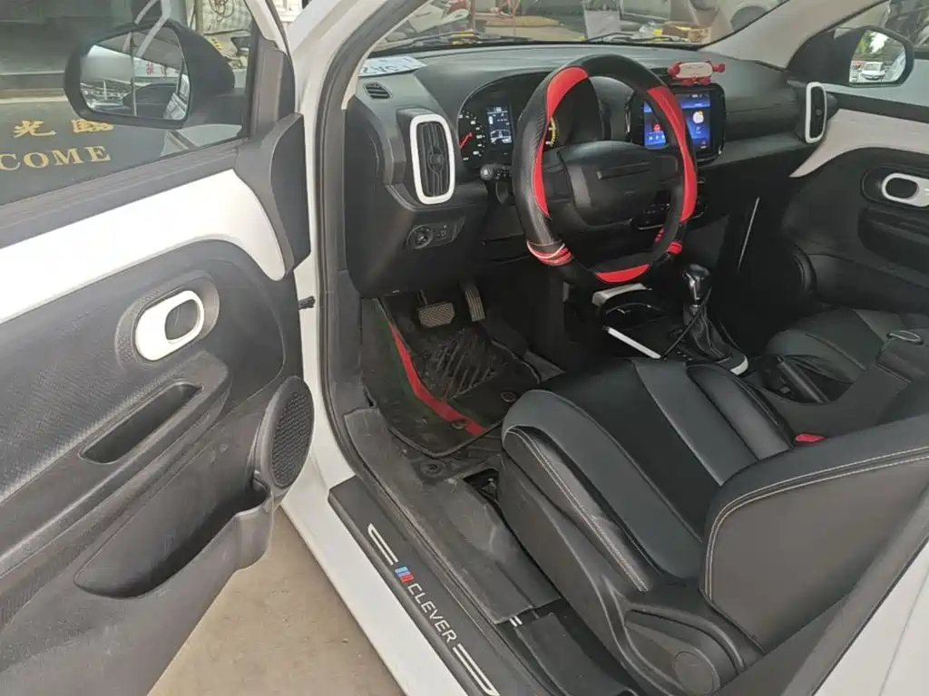 Roewe Clever — миниатюра 16
