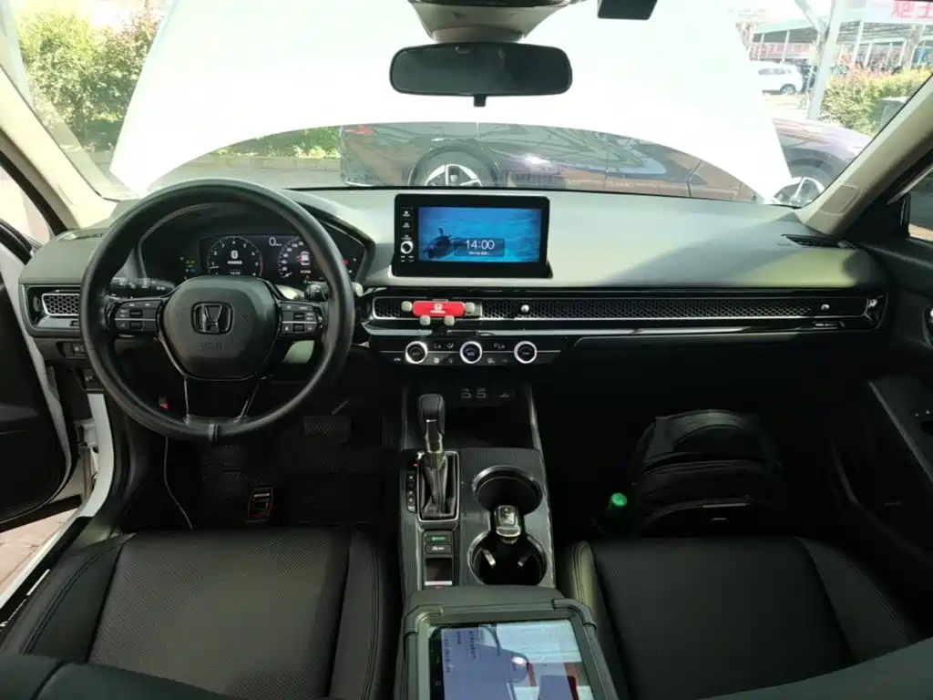 Honda Civic — миниатюра 10
