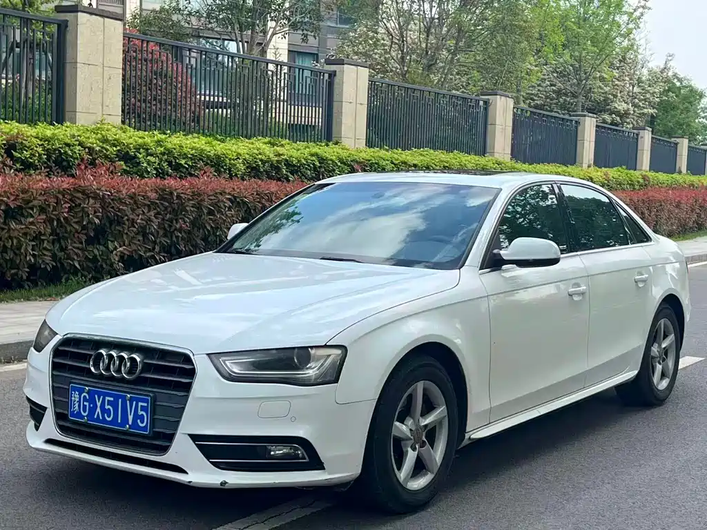 Купить Audi A4L