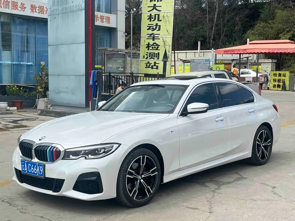 BMW 3 Series 2022