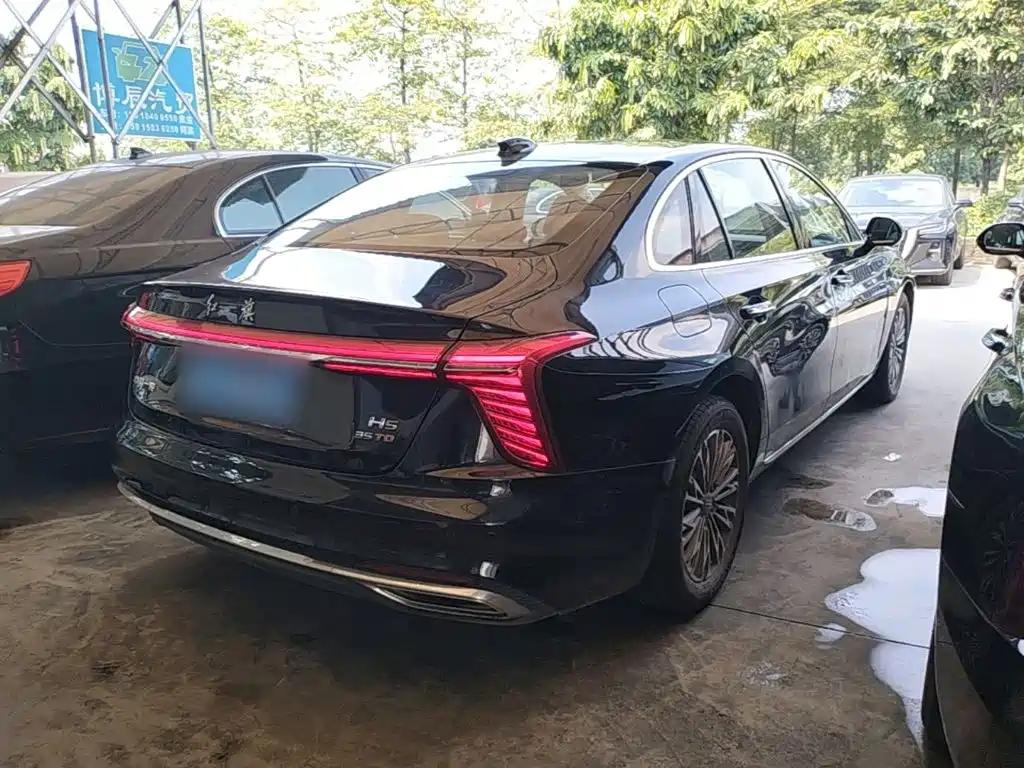 Hongqi Hongqi H5 — миниатюра 7