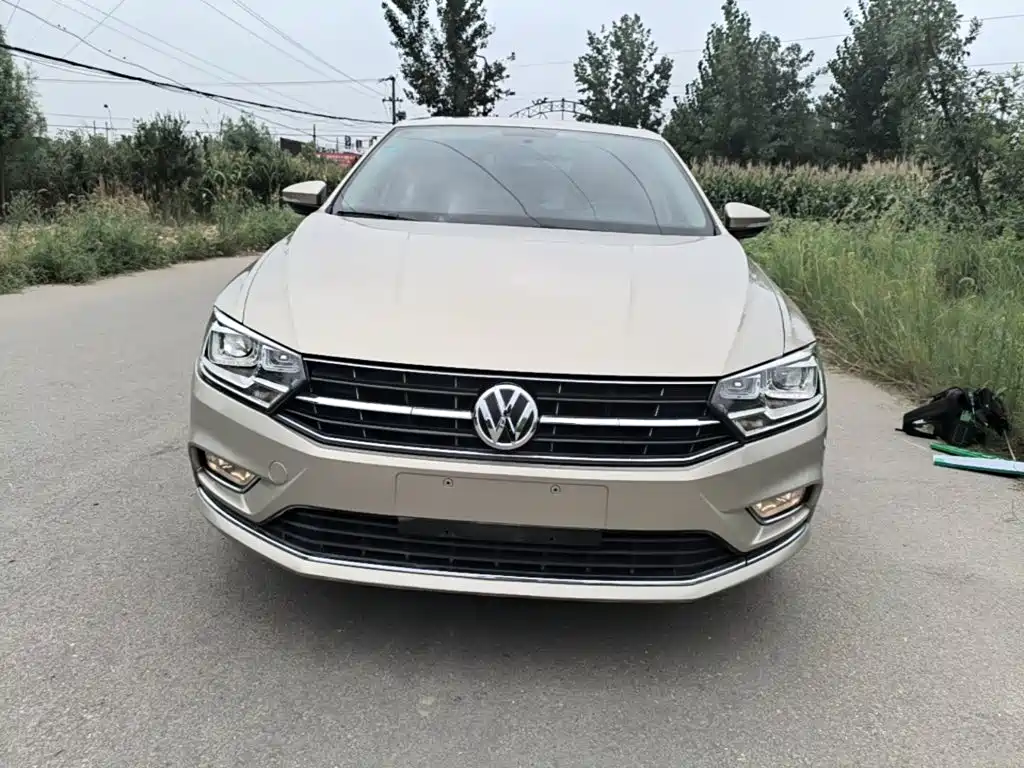 Volkswagen Bora — миниатюра 3