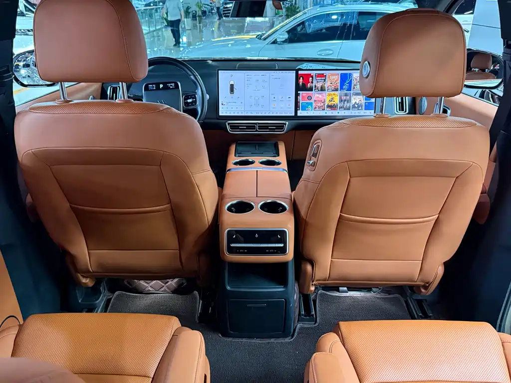 Li Auto Li L8 — миниатюра 10