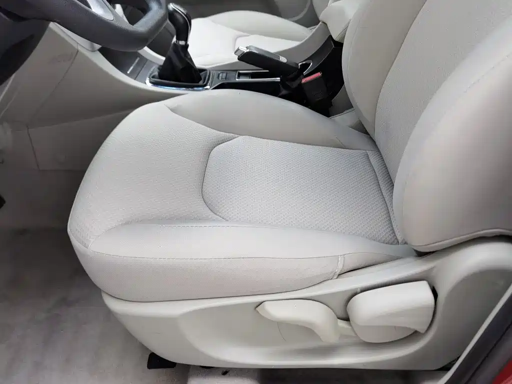 Geely Emgrand — миниатюра 20