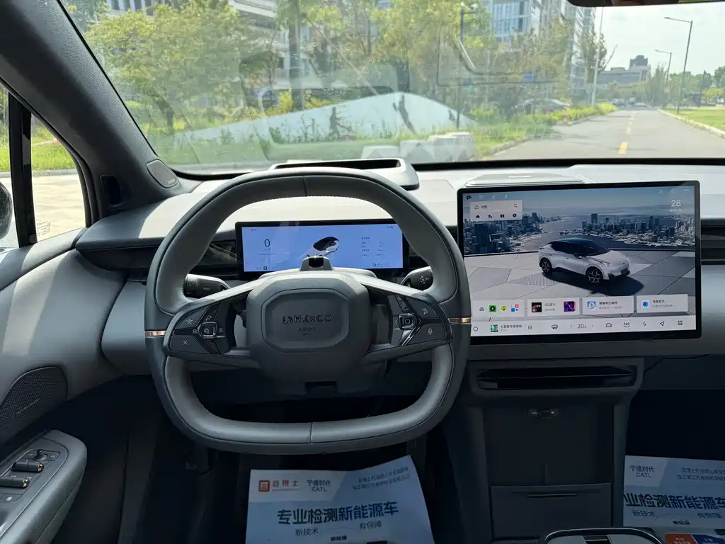 Lynk & Co Z20 — миниатюра 14