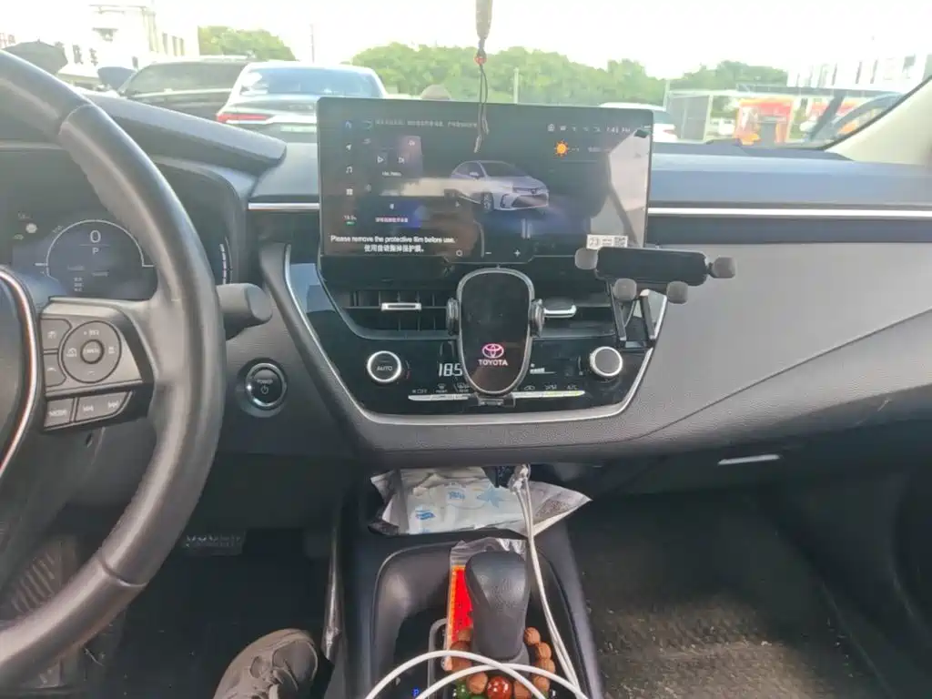 Toyota Corolla — миниатюра 13