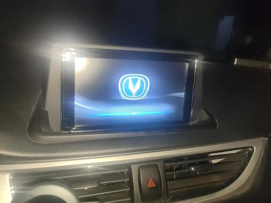 Changan V7 — миниатюра 13