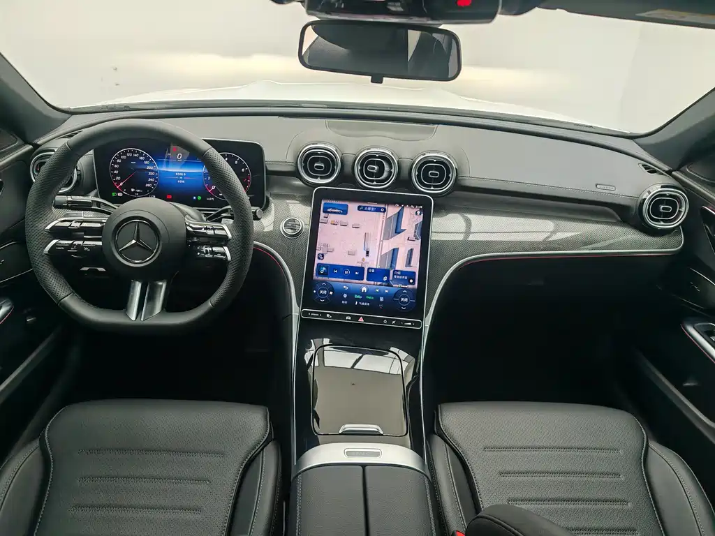 Mercedes-Benz C-Class — миниатюра 8
