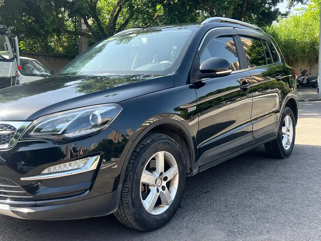 Zotye X5 2015 1.5T CVT IV