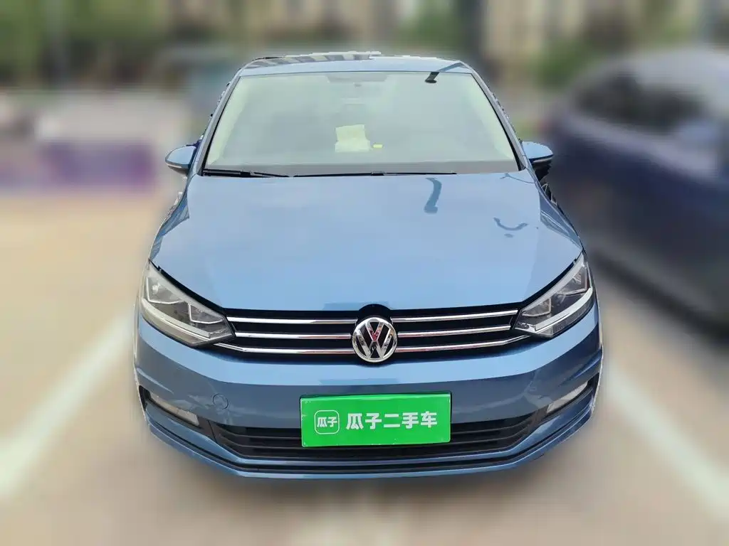 Volkswagen Touran — миниатюра 2