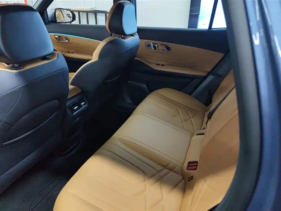 GEELY GALAXY GALAXY STARSHIP 7 EM I