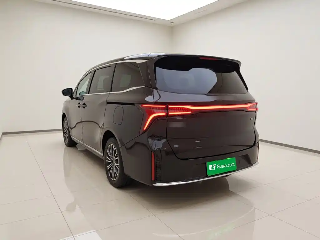 Fengxing Xinghai V9 — миниатюра 4