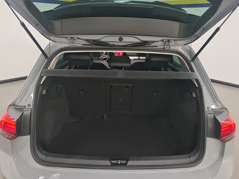 Volkswagen Golf — миниатюра 4