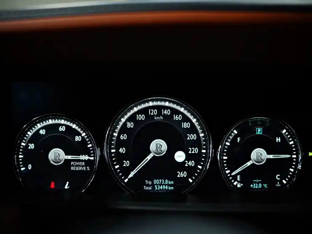Rolls-Royce Cullinan — миниатюра 2