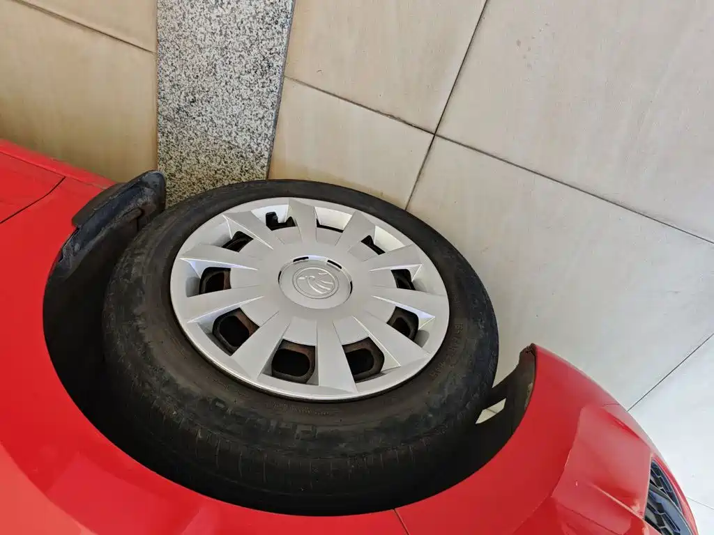 Skoda Rapid Spaceback — миниатюра 23