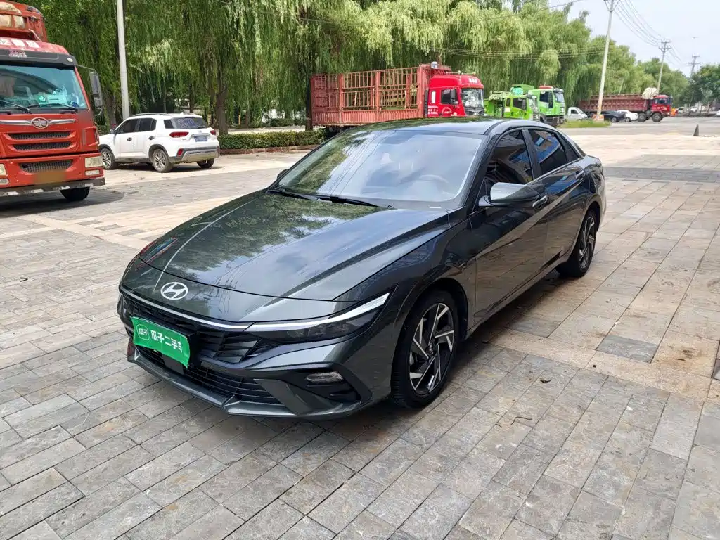 Hyundai Elantra — миниатюра 2
