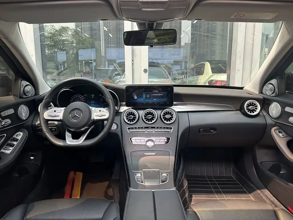 Mercedes-Benz C-Class — миниатюра 10