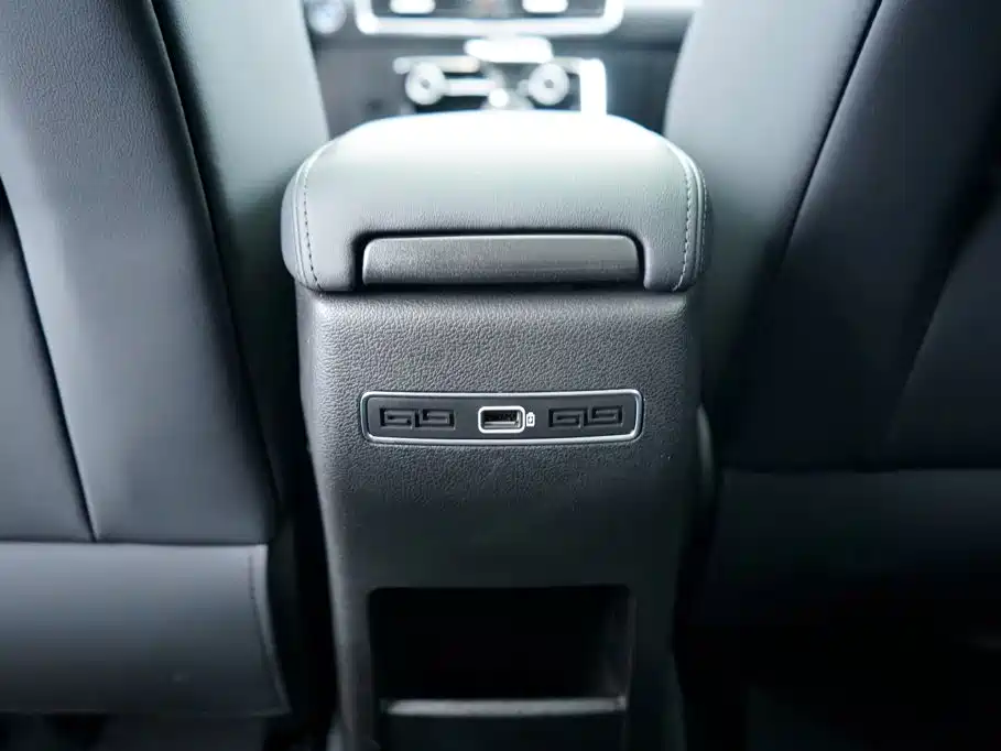 Geely Binyue - фото 20