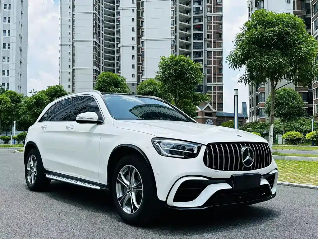 MERCEDES-BENZ GLC