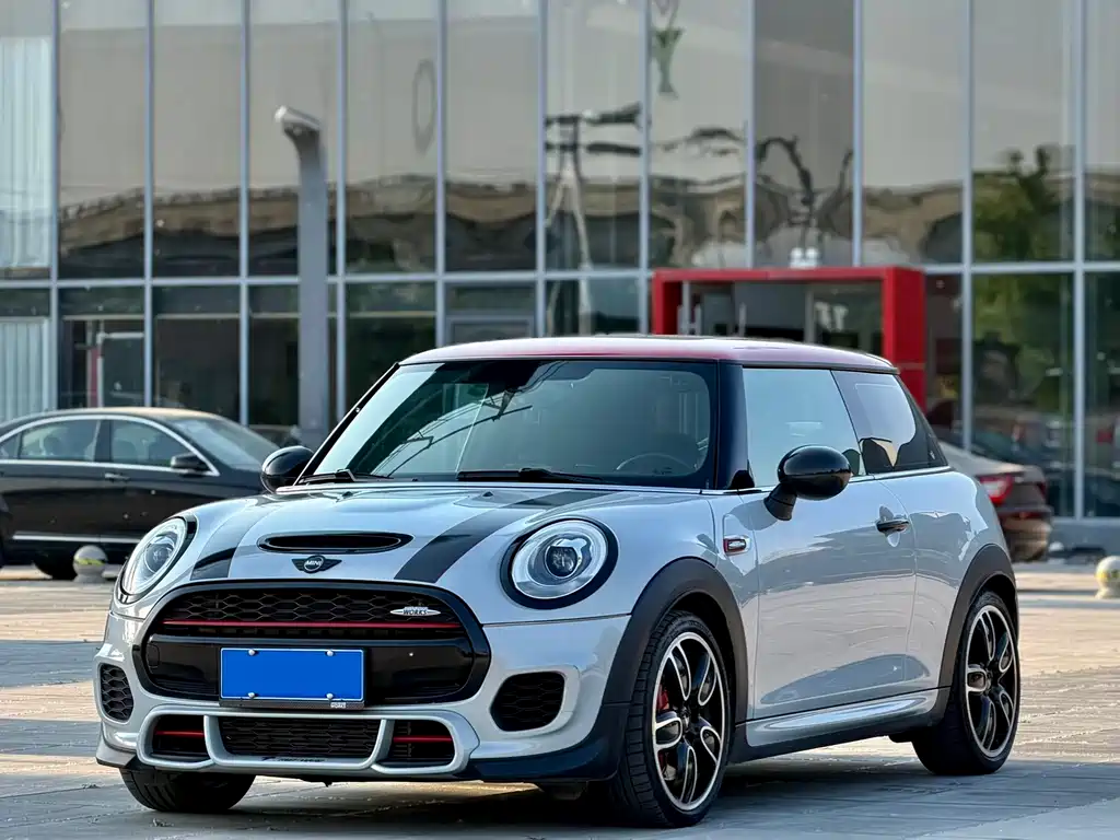Mini Mini JCW 2017