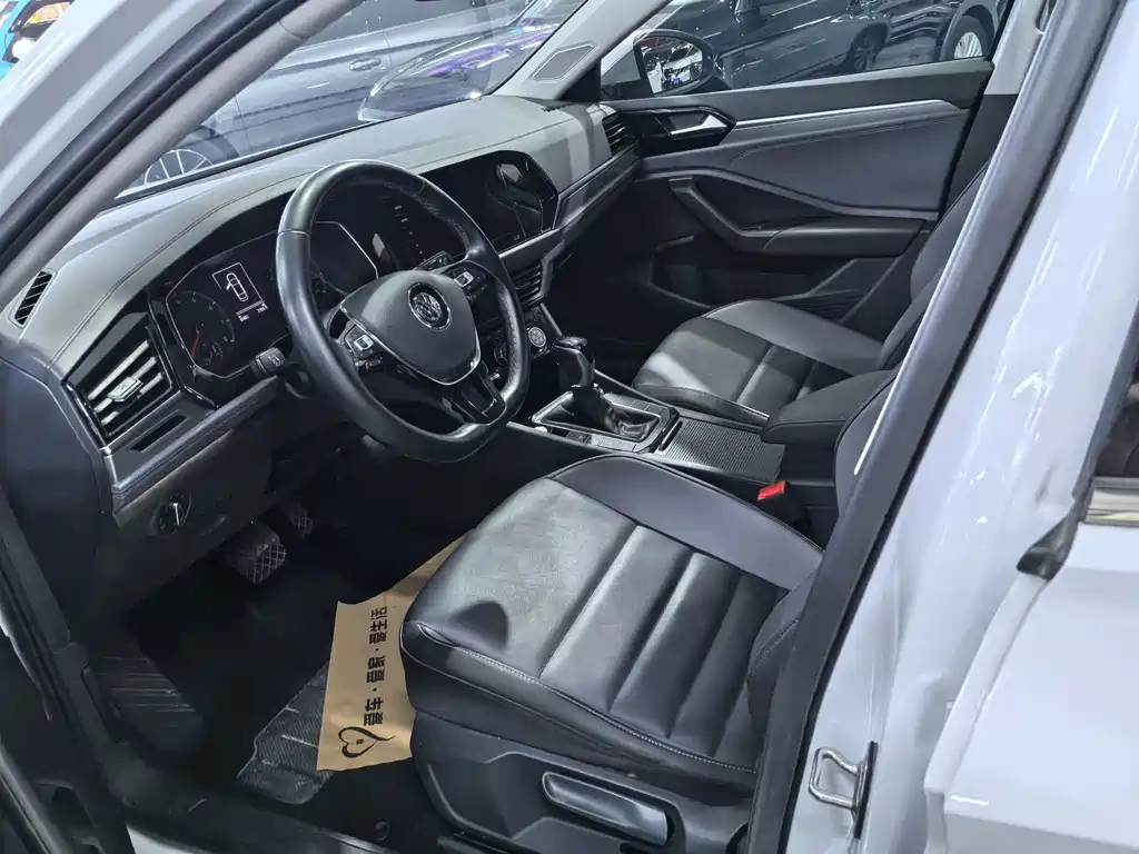 Volkswagen Sagitar — миниатюра 6