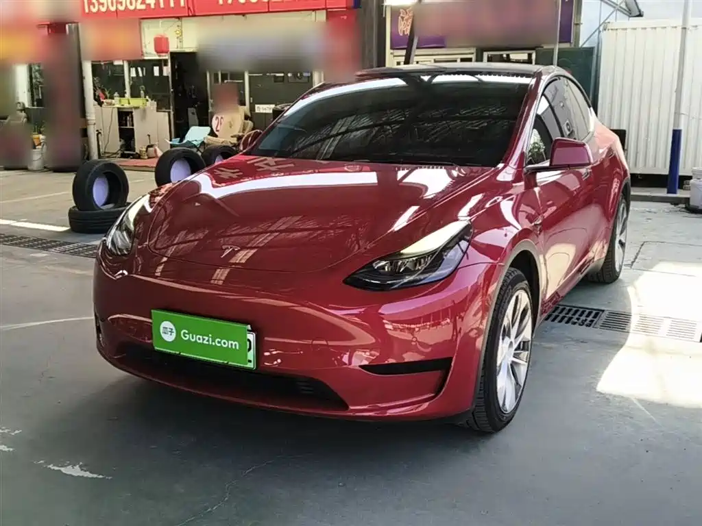 Tesla Model Y 2023