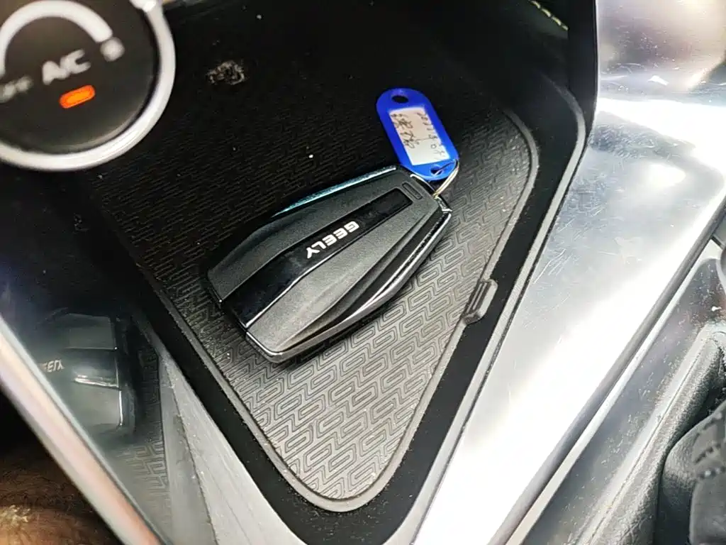 Geely Binrui — миниатюра 9
