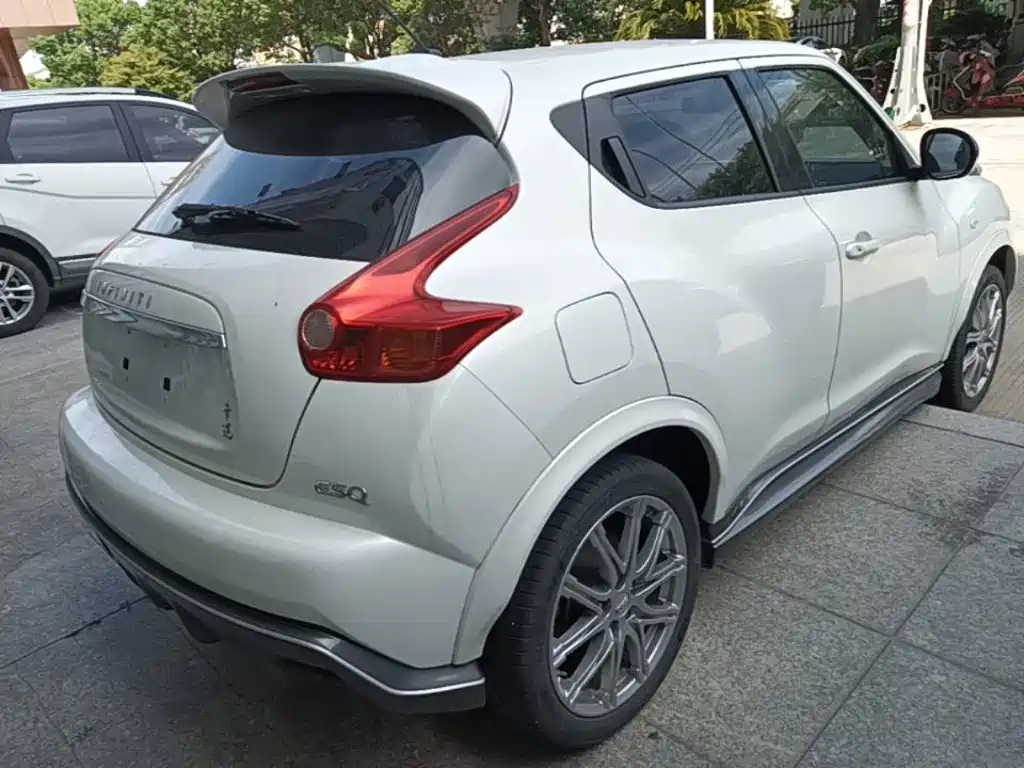 Infiniti ESQ — миниатюра 7