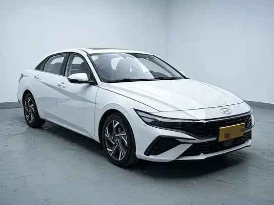 Hyundai Elantra — миниатюра 4