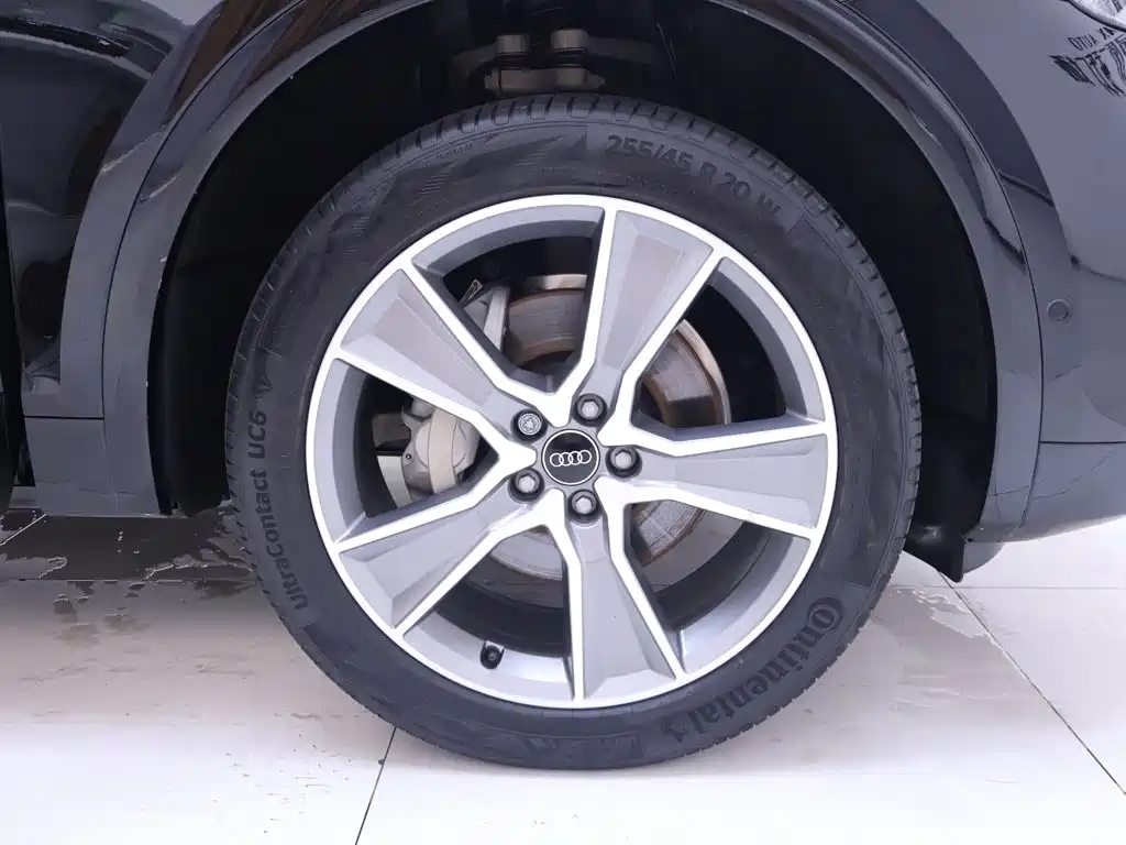 Audi Q5L — миниатюра 6