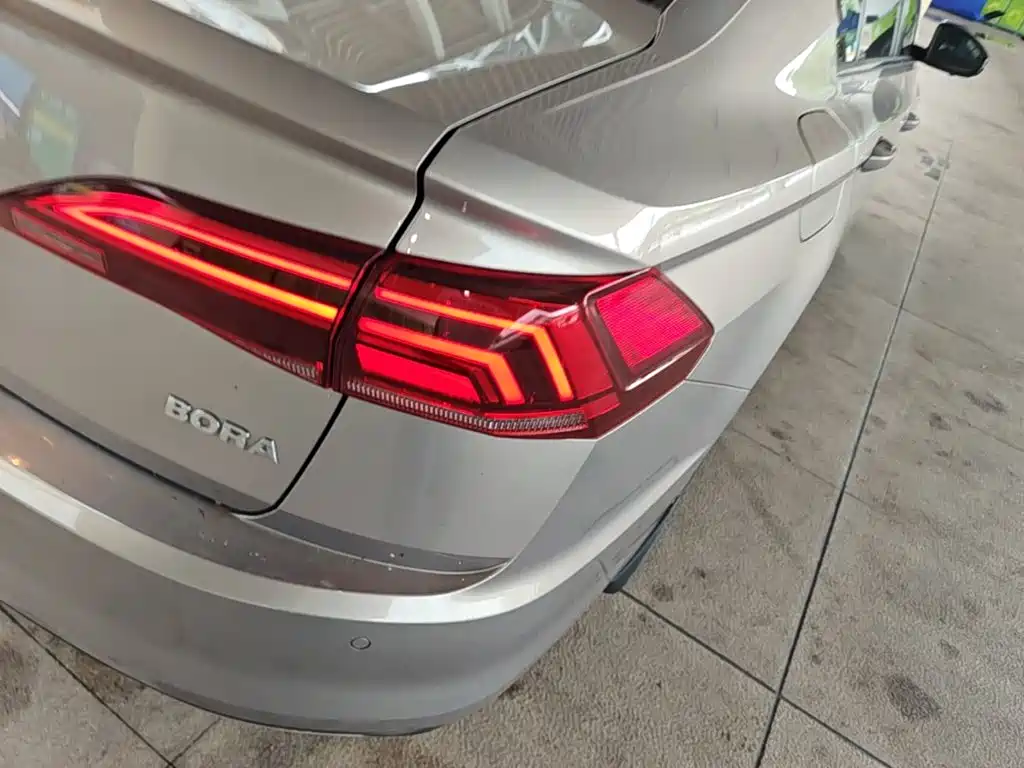 Volkswagen Bora — миниатюра 8