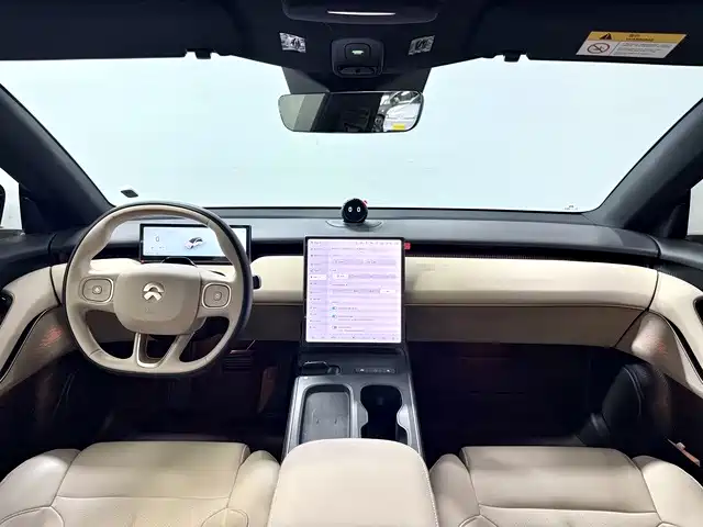 NIO ET5T — миниатюра 13