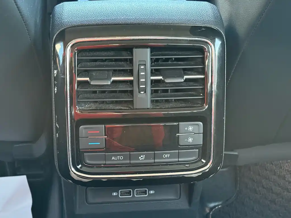 VOLKSWAGEN PASSAT NEW ENERGY