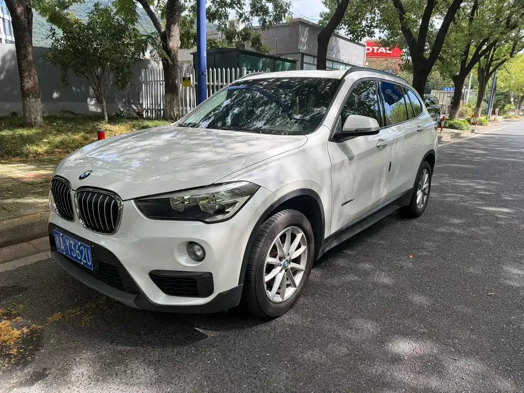 BMW X1 — миниатюра 7
