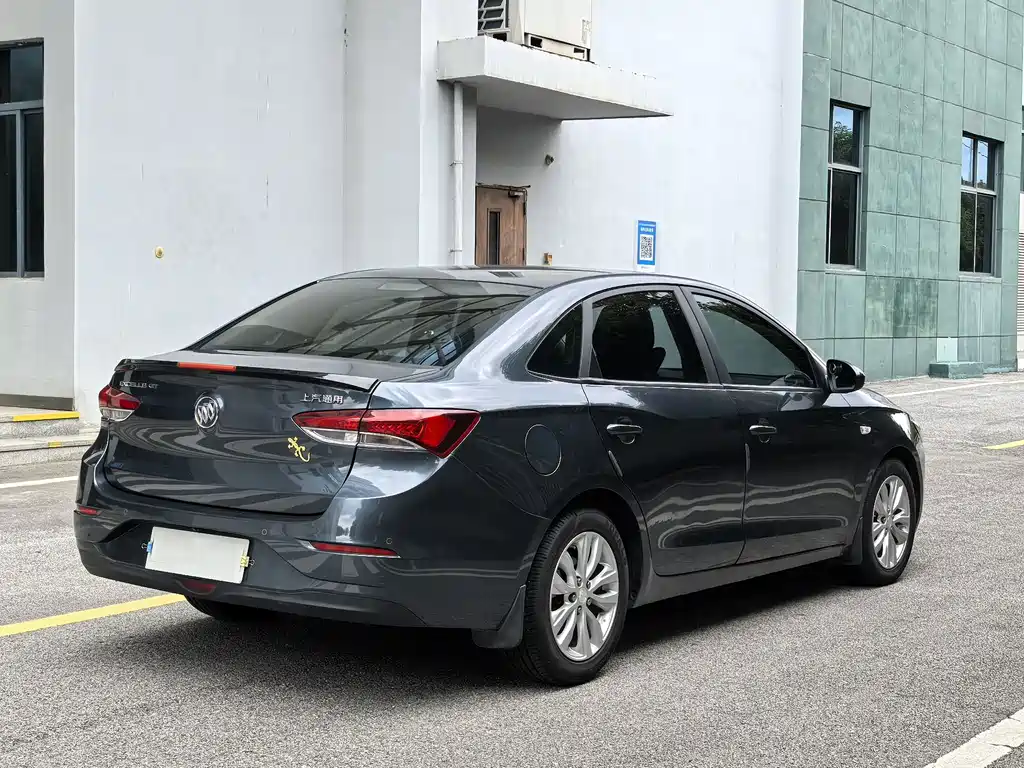 Buick Excelle — миниатюра 6