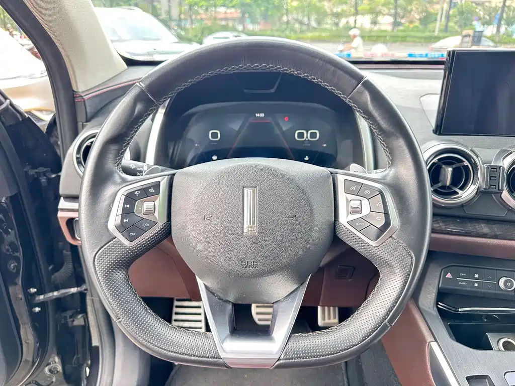 Wey Wey VV5 — миниатюра 15