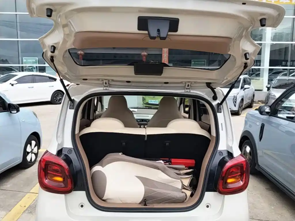 Wuling MINIEV — миниатюра 19
