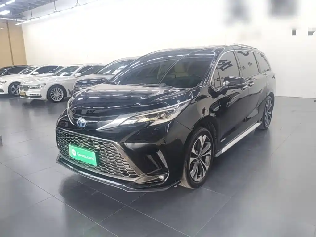 Toyota Granvia — миниатюра 2
