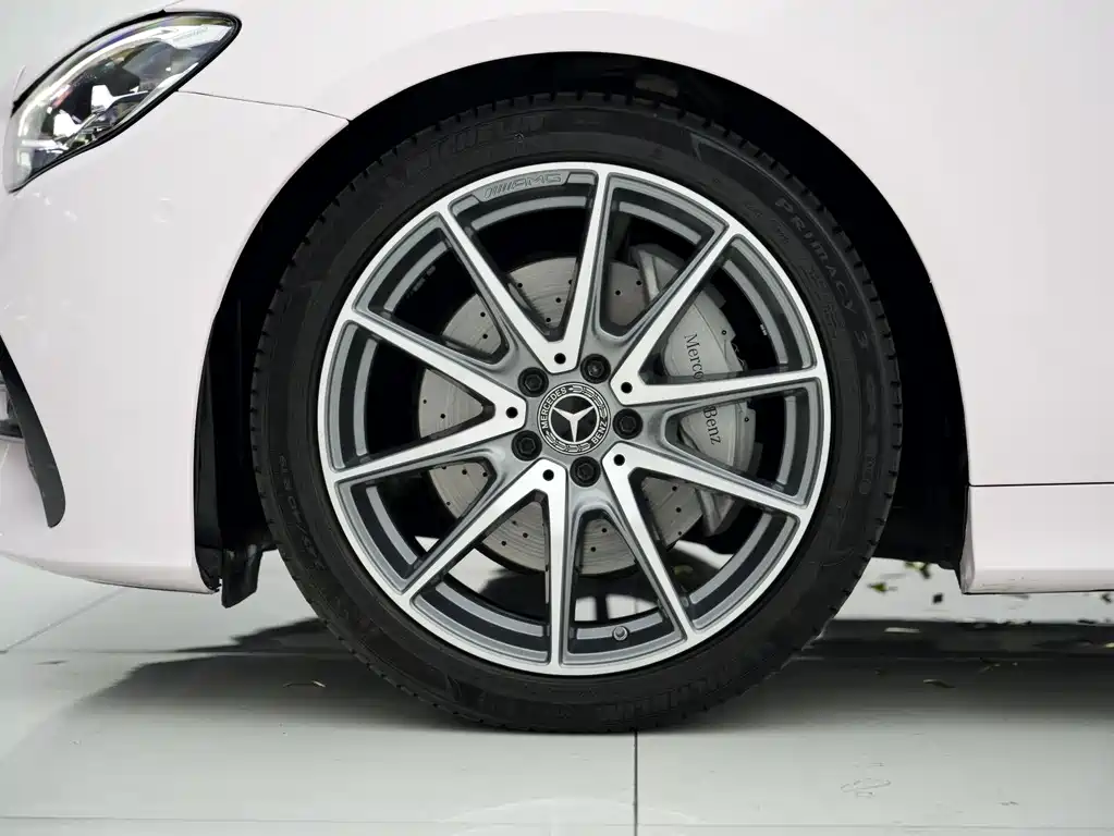 Mercedes-Benz E-Class (Import) — миниатюра 21