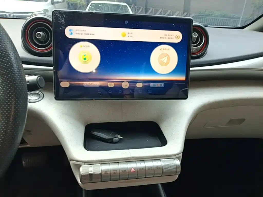 BYD Dolphin — миниатюра 13