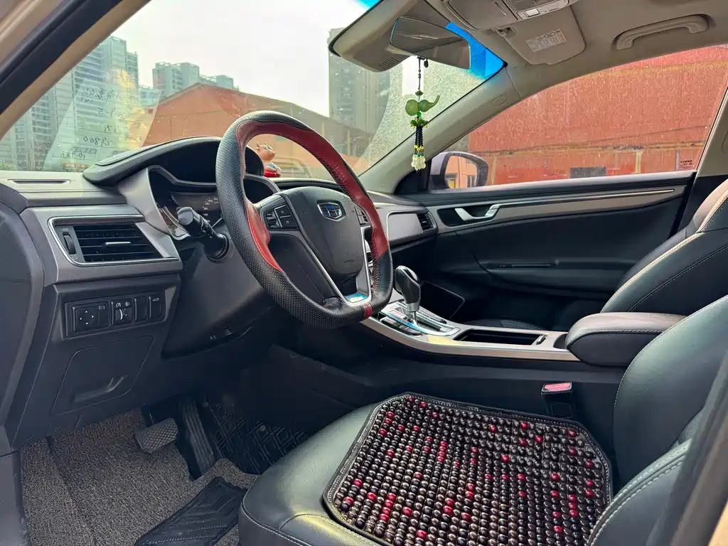 Geely Emgrand GL — миниатюра 3