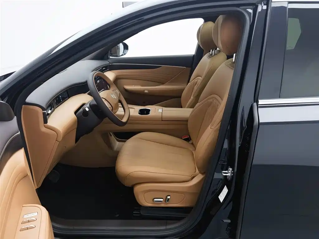 Dongfeng L8 2025 185KM