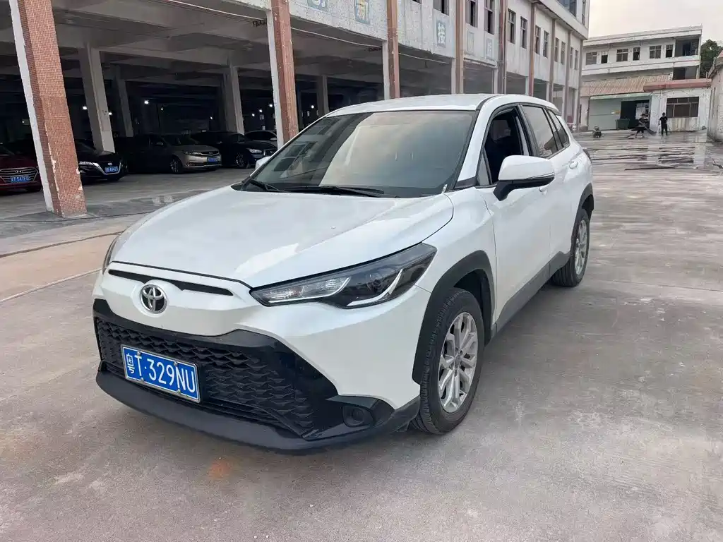 Toyota Frontlander 2024