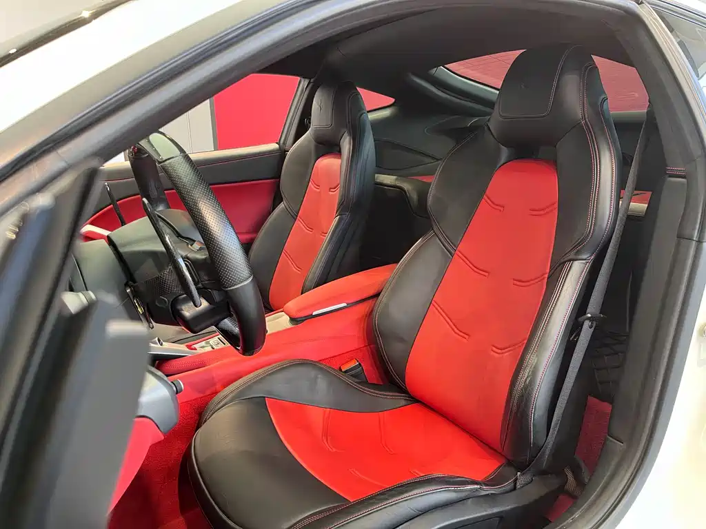 Ferrari F12berlinetta 2013 6.3L