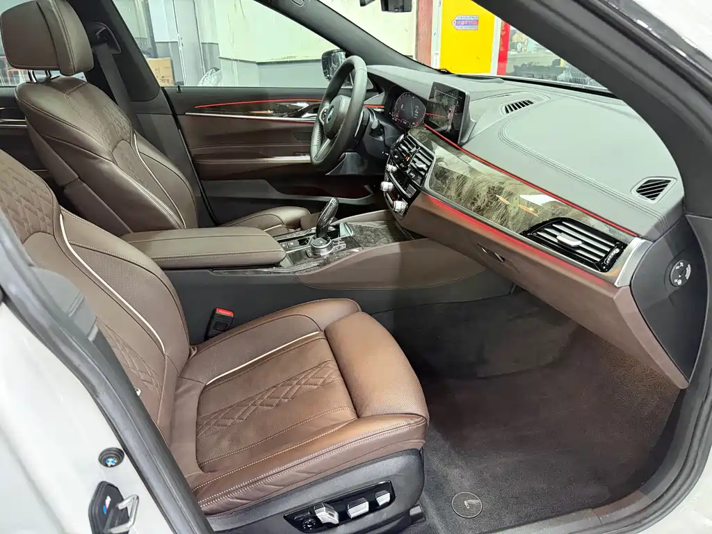 BMW 6 Series GT — миниатюра 12